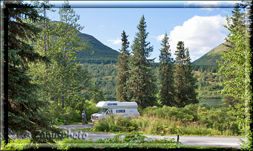 Tenderfoot Creek Campground am Upper Sumit Lake