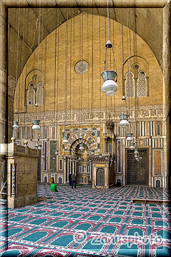 Innenraum der Moschee Sultan Hassan