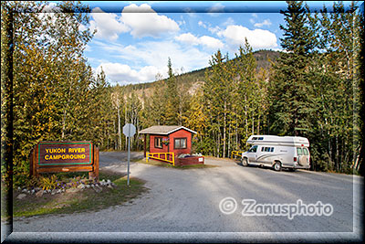 Eingangsbereich vom Yukon River Campground