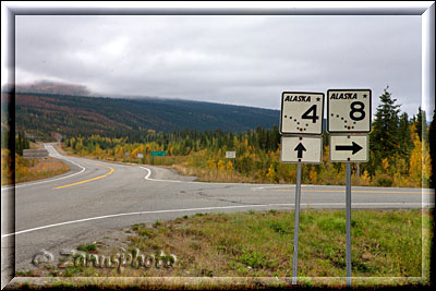 Alaska Highway 4 und 8 bei Paxon Junction