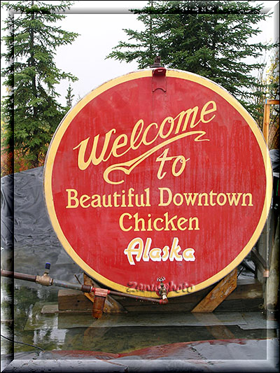 Alaska, Town von Chicken mit Shop und Gas Station
