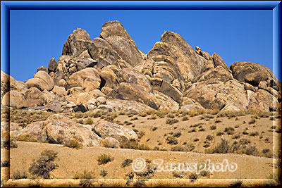 Je nachdem wohin der Fotograf seine Kamera ausrichtet gibt es steile Felsformationen zu entdecken