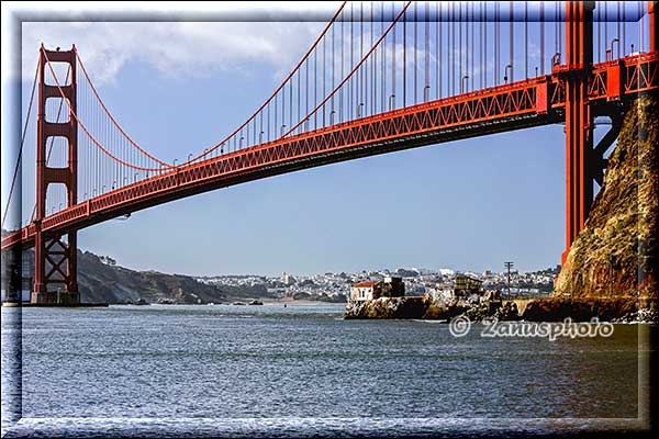 San Francisco, unter der Bridge hindurch schweift unser Blick auf den Stadtteil von Seacliff