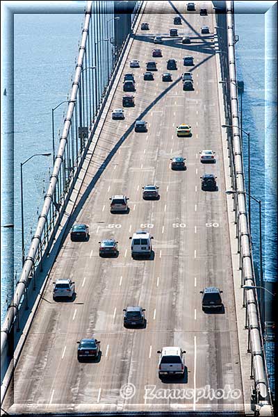 San Francisco 2, Verkehr auf der Bay Bridge nach der City