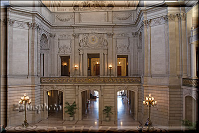 City Hall, in San Francisco mit dem Eingangsbereich