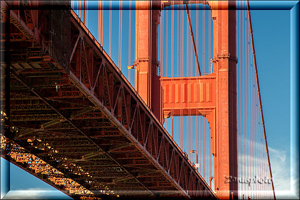 San Francisco 3, nahe Ansicht von unterhalb der Golden Gate Bridge