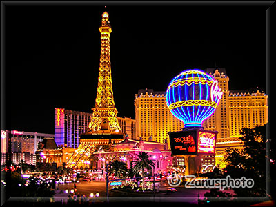 Paris Casino und Hotel bei Nacht