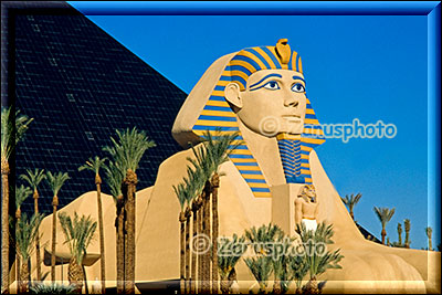 Ansicht der Sphinx am Luxor Hotel