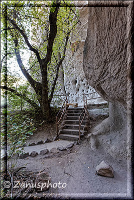 Treppe zum Cliff Dwellings Bereich