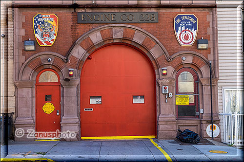 Tor einer Feuerwache in Brooklyn
