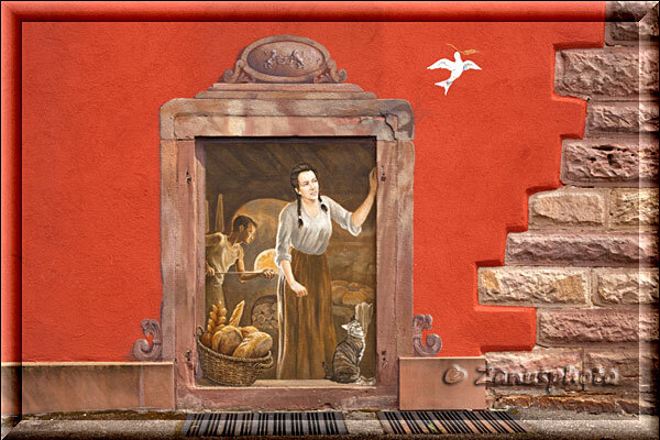 Soultzmatt, Wandbild einer Ausschau haltenden Bäckerin