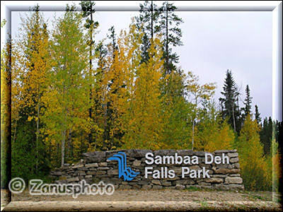Eingangsbereich des Sambaa Deh Falls Park