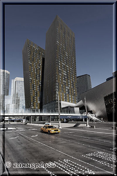 Las Vegas, moderne Hochhausarchitektur befindet sich vor uns