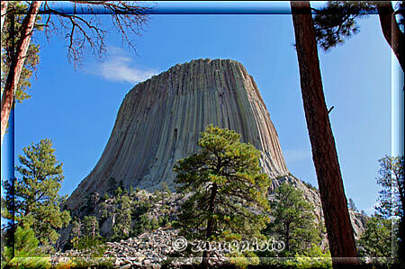 Devils Tower, aus jeder Ansicht finden wir eine andere Form des alten Vulcans
