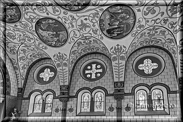 Eguisheim, Decken und Wandansicht aus der Leonkapelle