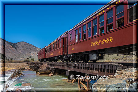 Silverton, für Leute die einen höheren Fahrpreis bezahlen gibt es drei Prospector Wagen am Ende des Zuges