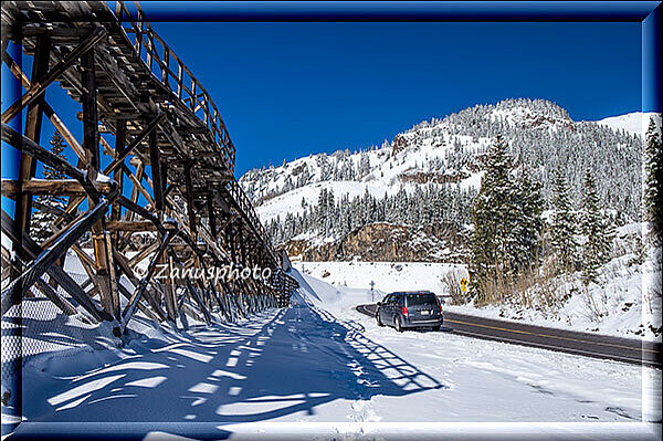 Silverton, hier parken wir kurz vor dem Red Moutain Pass an einer Minenanlage
