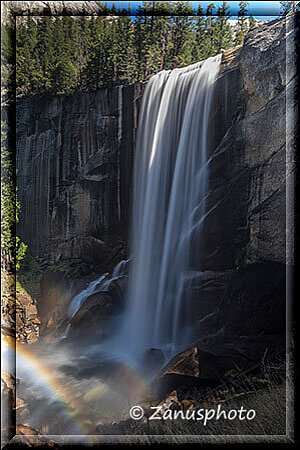 Yosemite Park, wir befinden uns jetzt am Fusse des Vernal Falls