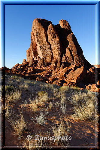 Valley of Fire, eine schöne Felsgruppe finde ich neben meinem Rückweg