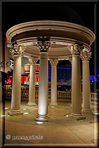 Las Vegas, nach der Pause zur ICE-Creme entstand dieser Durchblick durch den Pavillon